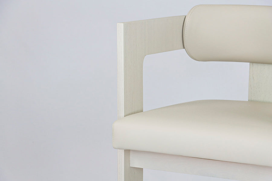 Baron Stool – Amour Leserene Edition