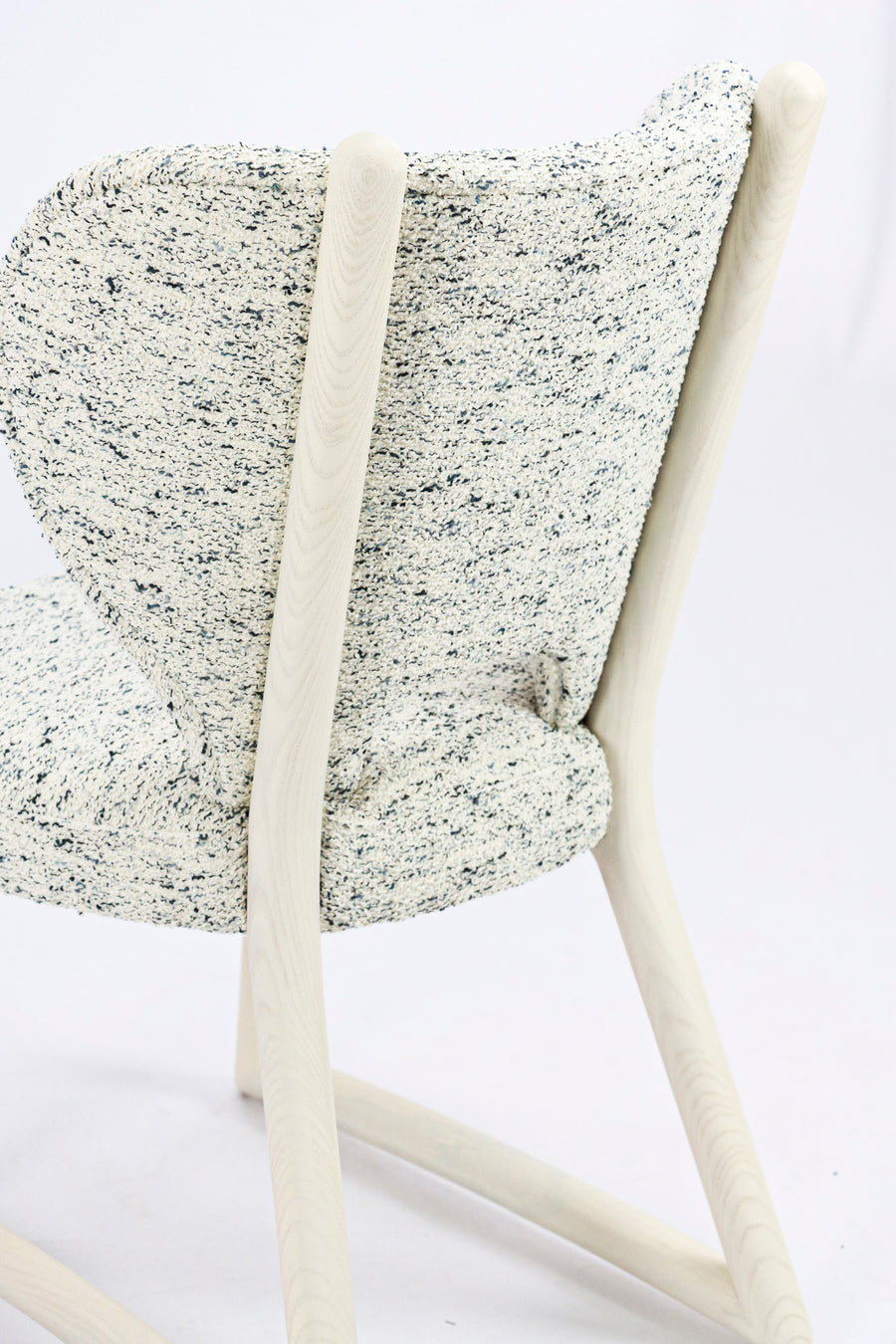 Amour Polus Chair –  Métaphores Fabric