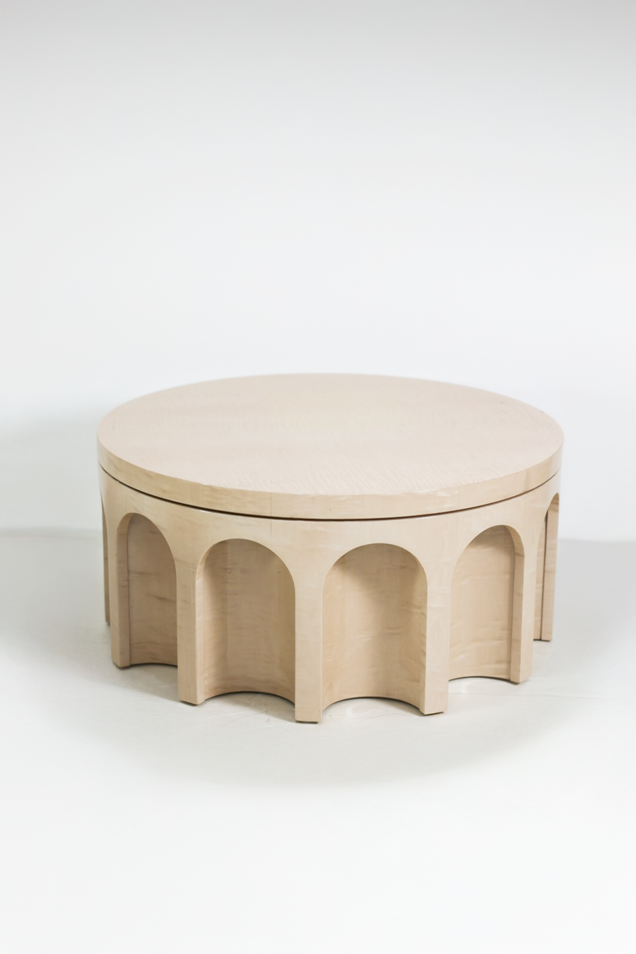 Le Serene Coffee Table Set — Maple Gloss Edition