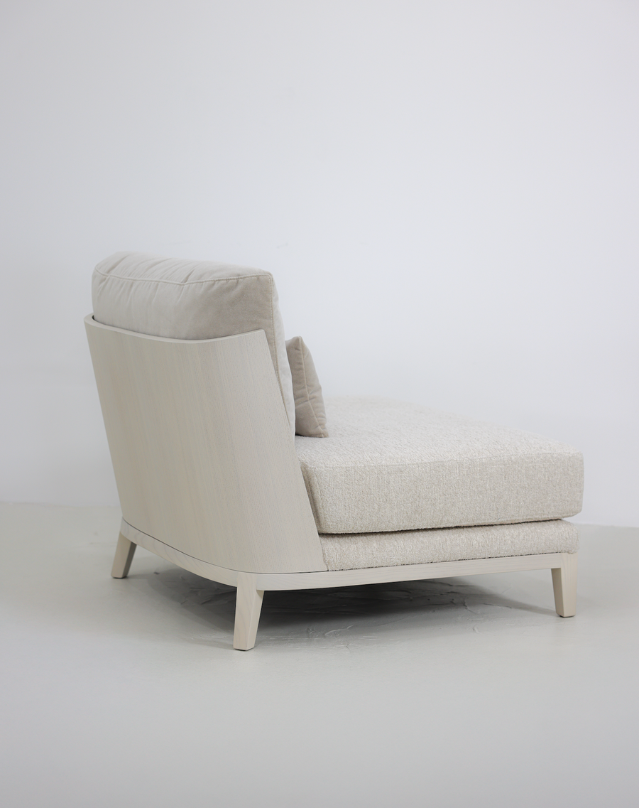 Rivera Lounge Chair - Washed Oak Wood Edition