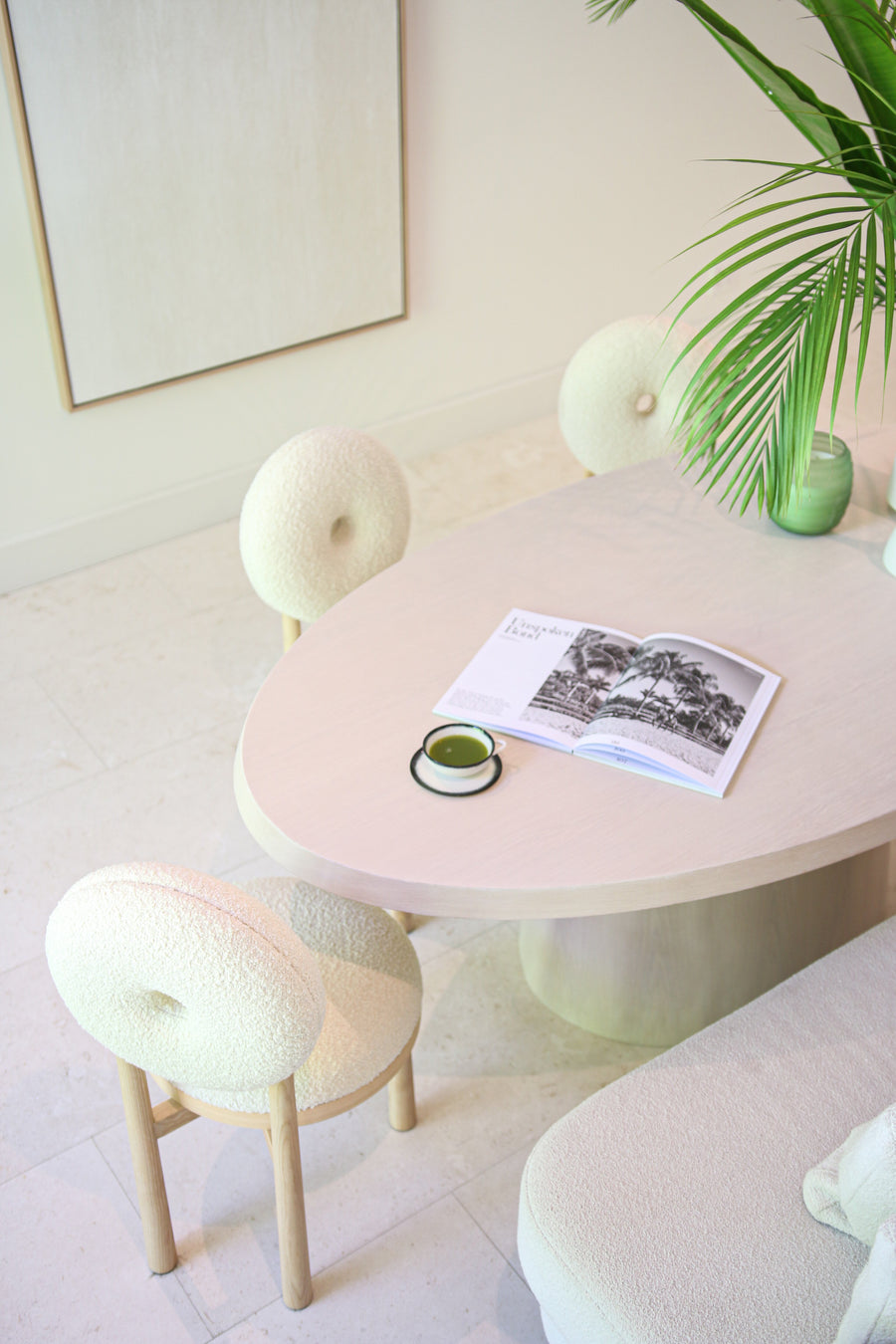 Donut Chair – Amour Leserene